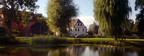 Holzhausener Vorzeigestück: Der Zuckelhausener Teich bildet auch 2013 die Kulisse für das Berggutfest.